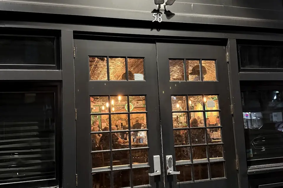 McGoverns Tavern